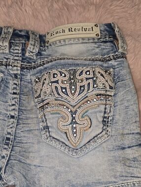 Rock Revival Nuri 28